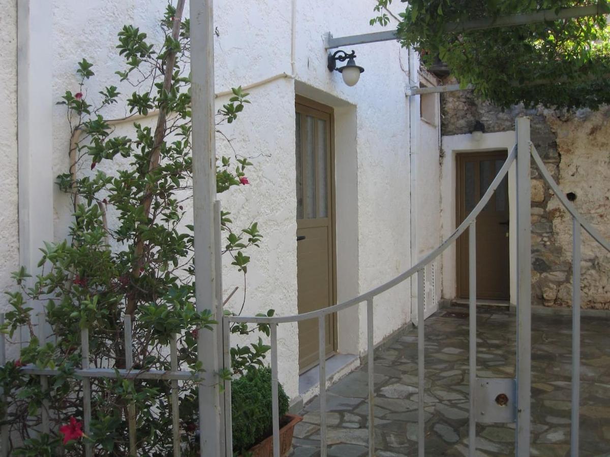 Pirgaki Studios كارداميلي المظهر الخارجي الصورة